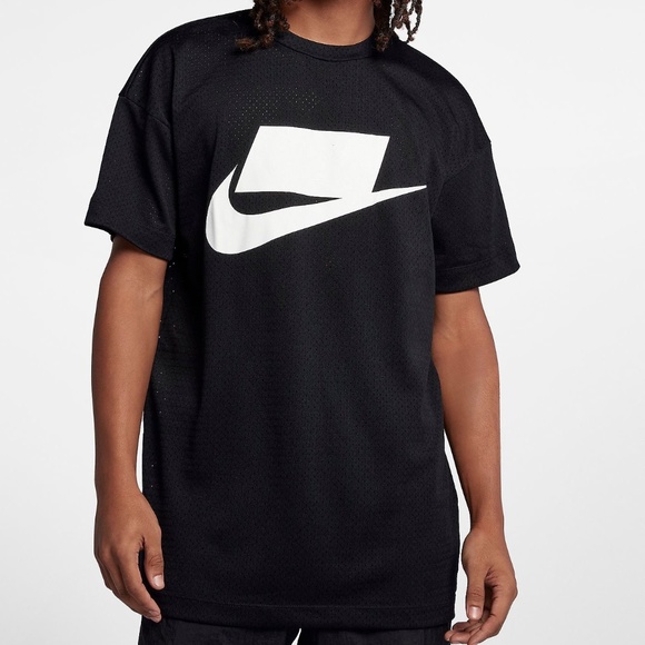 nike sportswear mesh